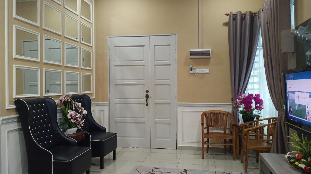 Illa Bella Homestay Jasin מראה חיצוני תמונה
