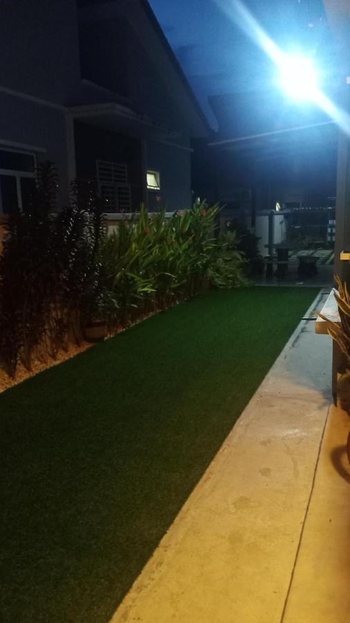 Illa Bella Homestay Jasin מראה חיצוני תמונה