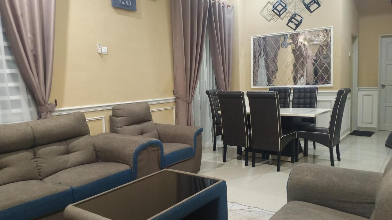 Illa Bella Homestay Jasin מראה חיצוני תמונה
